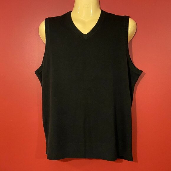 ⭐4 FOR $20⭐ Tricots St Raphael Men's Black Acrylic Sweater Vest - Size Medium - Picture 1 of 3